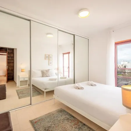 Appartamento Guestready - A Relaxing Retreat In Lisbona